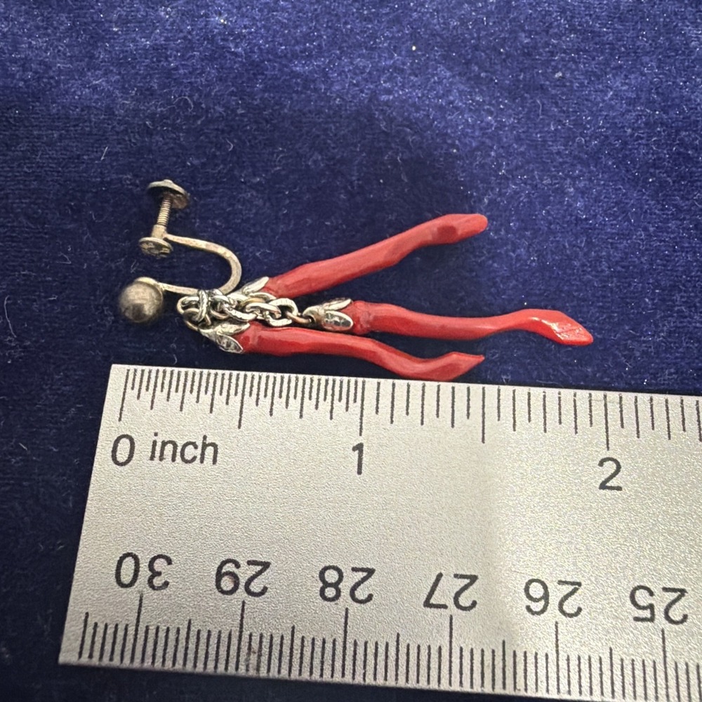 Vintage Red Chile Pepper Silver Screw Back Earrings Dangle Drop - Picture 7 of 7